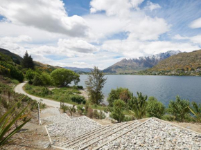 Absolute Lakefront - Queenstown Apartment